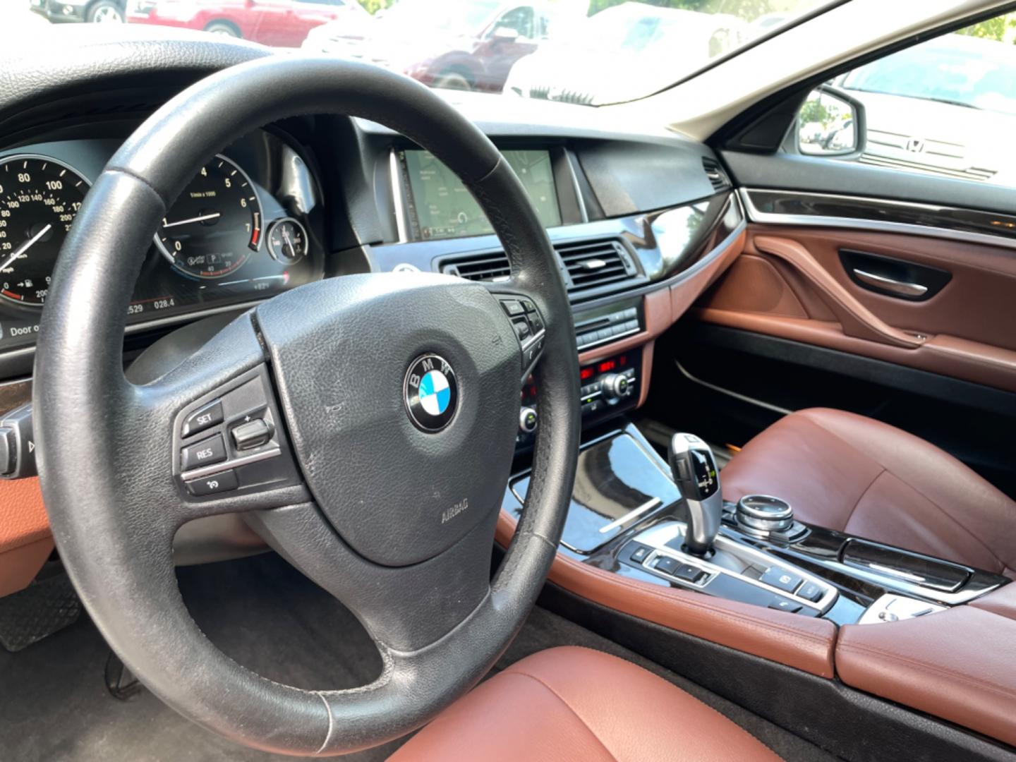 2014 WHITE BMW 5 SERIES 528I (WBA5A5C53ED) with an 2.0L engine, Automatic transmission, located at 5103 Dorchester Rd., Charleston, SC, 29418-5607, (843) 767-1122, 36.245171, -115.228050 - Photo#20